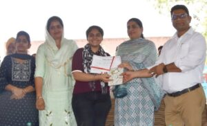 जिला परिषद फतेहाबाद ने किया प्रदेश की पहली बालिका पंचायत का गठन