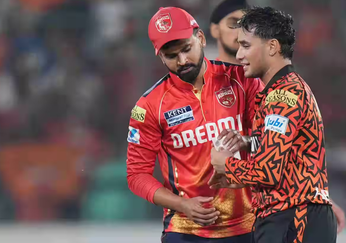 अभिषेक शर्मा ने मचाई तबाही, SRH रचा इतिहास, IPL दूसरा सबसे बड़ा लक्ष्या हासिल किया