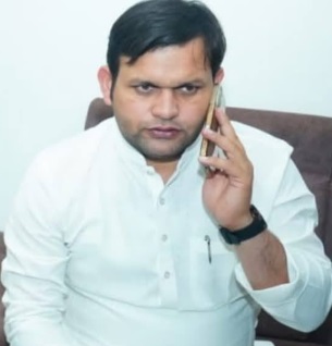 खेल मंत्री गौरव गौतम