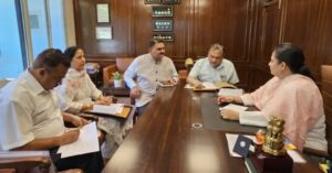 Meeting of Health Minister with DGHS and CMOs of Kurukshetra, Ambala and Kaithal