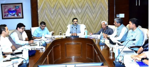 Vidhan Sabha Speaker Harvinder Kalyan held a meeting of officials in Gurugram