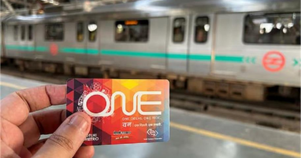 Delhi Metro का सफर हुआ महंगा
