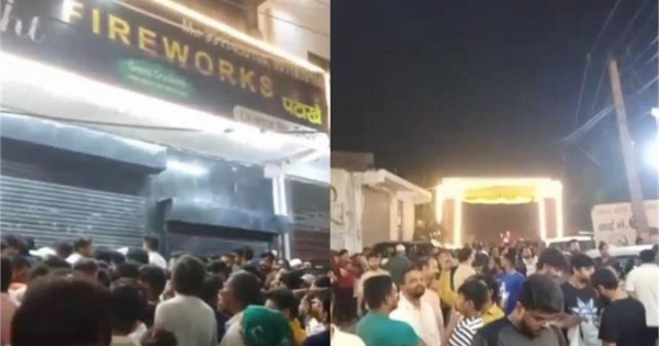 पटाखों की खरीदारी के लिए लोगों की भीड़