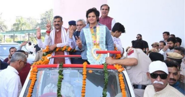 शैफाली वर्मा को 1.50 करोड़ रुपये का कैश अवॉर्ड